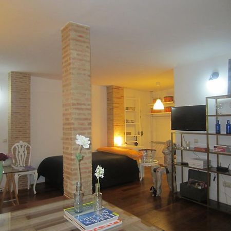 Living Valencia Studio Serranos Apartment Bilik gambar